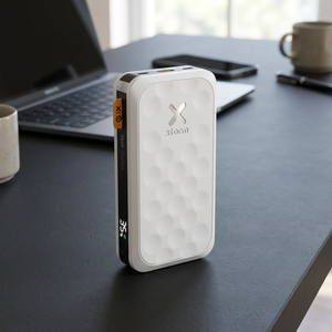 Batterie externe Xtorm FS520 Series Fuel 20000mAh haute capacité avec prise 35W, station d'énergie solaire - Product Image 3