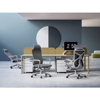 Chaise de bureau ergonomique moderne pivotante avec repose-pieds, support lombaire inclinable, appui-tête réglable, en maille de nylon de luxe