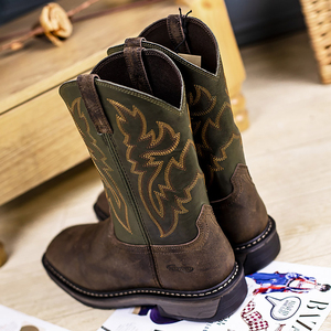 Bottes de Cowboy occidentales classiques pour hommes bottes en cuir à semelle extérieure en caoutchouc anti-glissante chaussures hommes bottes du désert à bout carré - Product Image 4