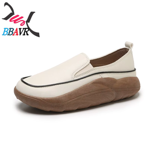 Zapatos Deportivos Casuales de Moda Blancos de Alta Calidad para Mujer - Product Image 1