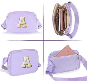 Riñonera pequeña impermeable para mujer con parches de letras personalizados, estilo moderno, para deportes y uso cruzado en el pecho - Product Image 2