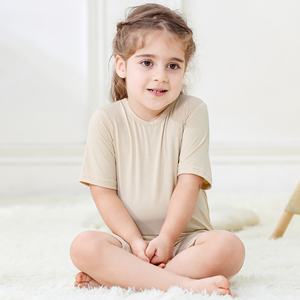 Conjunto de pelele de bambú Michley Verano 2026: ¡Gran oferta! Estilos lisos y estampados para regalo infantil, ideal para socios OEM y pedidos al por mayor. - Product Image 3