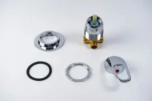 Латунный смеситель для душа - Product Image 3