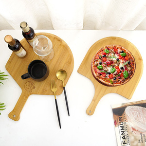 Planche à pizza en bambou avec poignée 40x28cm, plateau à pizza en bois pour la cuisson et le service, style simple, couleur unie - Product Image 1