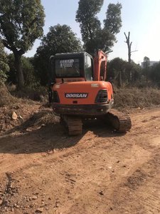 Mini-pelle d'occasion DX60 Doosan Excavator 6 Tonnes Haute Performance Prix bas à vendre Dh55 Dh60 Dx55 Dx60 en stock - Product Image 3