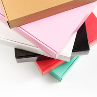 Boîte cadeau d'expédition bon marché de couleur unie Boîte postale avec logo personnalisé