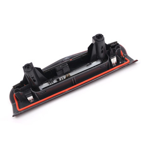 Luz de Freno Elevada para Opel Corsa D 13188045, Tercera Luz de Freno Roja y Negra, Luz Trasera 2007-2019 - Product Image 2
