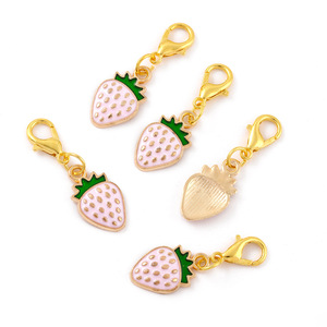 Nouveaux Breloques en Alliage en Forme de Fruits, Accessoires DIY, Pendentifs Émaillés Cerise Fraise pour Bracelet et Porte-clés Décoratifs - Product Image 5
