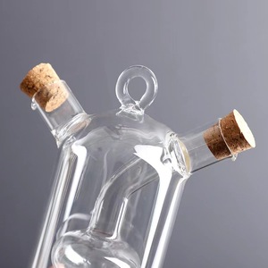 Distributeur d'huile et de vinaigre 2 <span class=keywords><strong>en</strong></span> 1, cruche <span class=keywords><strong>en</strong></span> verre avec <span class=keywords><strong>bouchon</strong></span> <span class=keywords><strong>en</strong></span> liège, qualité alimentaire, soufflé à la main, <span class=keywords><strong>pour</strong></span> la cuisine, bouteille d'huile et de vinaigre <span class=keywords><strong>pour</strong></span> épices - Product Image 6