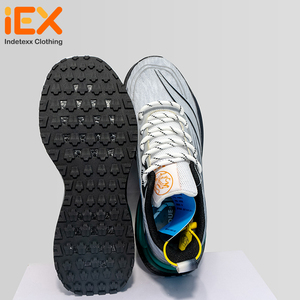 Lot de chaussures en gros, conteneur complet, pour importateurs en Amérique centrale, Amérique du Sud, Asie du Sud-Est, 20 pieds, surplus d'usine - Product Image 1
