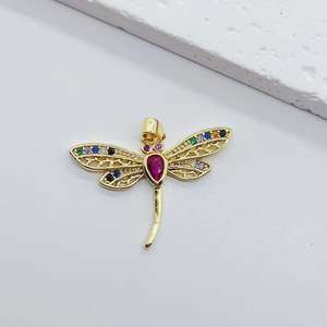 Collier pendentif libellule en cristal plaqué or 18 carats Collier pendentif hip-hop en cuivre animal avec zircon - Product Image 4