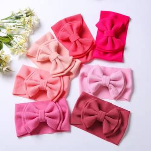 Bandeaux pour cheveux de <span class=keywords><strong>bébé</strong></span> européens et américains faits à la main <span class=keywords><strong>bandeau</strong></span> double couche grand nœud cadeau de <span class=keywords><strong>naissance</strong></span> accessoires pour cheveux - Product Image 1