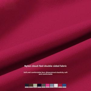 Ensemble 2 pièces Cloud Feel pour le sport en extérieur : tenue de yoga et fitness anti-plis, respirante, antichoc, taille haute - Product Image 4