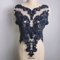 Patchs en maille à coudre faits à la main avec des appliques en strass pour robe de mariée