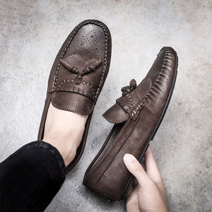 Chaussures décontractées pour hommes, style anglais, en satin à franges, à enfiler, en caoutchouc, nouvelle collection été-automne 2026 - Product Image 2