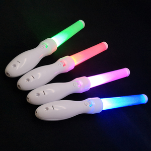 Xu hướng sản phẩm 2025 New arrivals pin có thể thay thế DMX điều khiển 15 <span class=keywords><strong>LED</strong></span> màu sắc cầm tay Stick ánh sáng RGB - Product Image 2