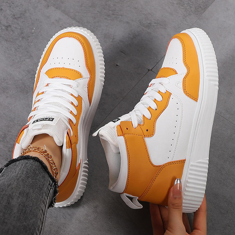 สีเหลือง