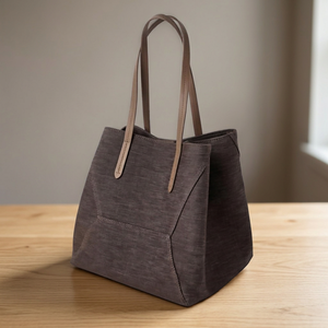 Pochette minimaliste en cuir véritable pour femme BS INTERNATIONAL avec bandoulière amovible, fermeture éclair, imperméable, ouverture supérieure, durable - Product Image 5