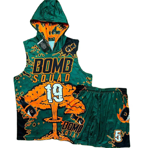 Uniforme de football personnalisé 7 sur 7 ensemble de compression par sublimation maillots ensemble d'uniformes de football drapeau à capuche - Product Image 1