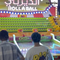 Machine de jeu d'arcade de course de chevaux à billes électriques Tolefun Funfair - Espagnol Japonais 600+ jeux pour une utilisation en intérieur/extérieur
