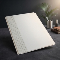 Placas de Techo de PVC Modernas y Duraderas para Hoteles, Baños y Gimnasios, Impermeables, con Aislamiento Acústico y Resistencia al Fuego (Clase A), Rejilla para Techo