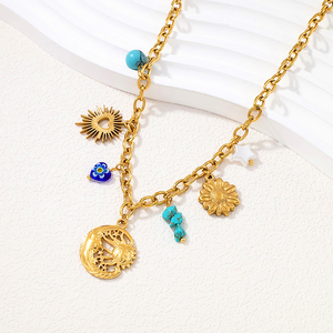 Bijoux en acier inoxydable personnalisés à la mode, vente en gros, collier pour femme avec pendentif en <span class=keywords><strong>pierre</strong></span> turquoise <span class=keywords><strong>soleil</strong></span> et lune étanche plaqué or 18 ct - Product Image 3