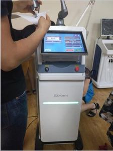 Sincoheren ExMatrix CO2 Fractional Laser Resurfaçage de la peau Machine d'élimination des cicatrices d'acné 10600 <span class=keywords><strong>nm</strong></span> en vente - Product Image 6