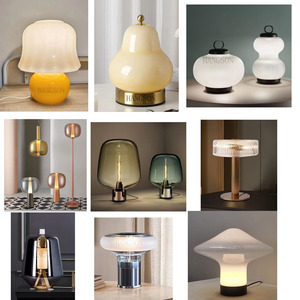 Lampe de <span class=keywords><strong>table</strong></span> en verre soufflé à la main, style classique moderne et contemporain, pour restaurant, bar, maison, lampe de bureau en verre, lampe de <span class=keywords><strong>table</strong></span> décorative de luxe pour hôtel - Product Image 4