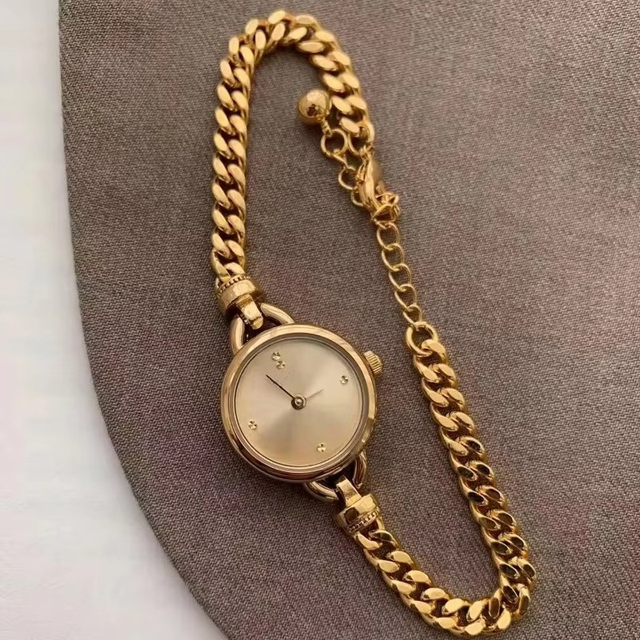 French Vintage Style Light Luxury Quartz Alloy Women's Watch Exquisite Gold Circular Dial Hardlex Crystal 20mm Temperament