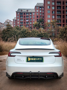 Pour Tesla Model 3 Reconditionné - Kit Carrosserie en Fibre de Carbone de Haute Qualité - Spoiler Avant, Diffuseur Arrière, Diffuseur, Jupes Latérales - Product Image 5