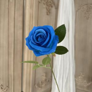 <span class=keywords><strong>Rosa</strong></span> de Terciopelo Realista de Tallo Único, Flor Artificial Hecha a Mano con Tela Sintética, Decoración para Bodas, Regalo para el Día de San Valentín, Venta al Por Mayor - Product Image 3