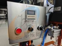 Machine de capsulage semi-automatique à 3 roues pour petits bouchons, échantillons cosmétiques, mini-bouteilles et produits d'essai