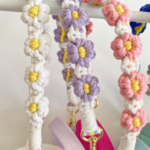 <span class=keywords><strong>Insc</strong></span> Style scandinave fait à la main tissé téléphone portable lanière marguerite fleur tressé Silicone tasse couverture Thermos tasse cartable fêtes - Product Image 2