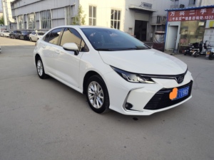 Corolla d'occasion <span class=keywords><strong>2021</strong></span>, modèle 1.2T S-CVT Elite PLUS Edition, automatique, conduite à gauche, blanc foncé - Product Image 4