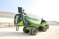 Bétonnière mobile autochargeante 4M3, prix de la bétonnière autochargeante, camion bétonnière autochargeant à vendre