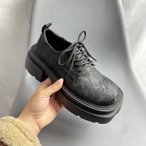 Mocasines informales de alta calidad y a la moda para mujer 2025 nuevos zapatos transpirables con cordones y punta cuadrada - Product Image 1