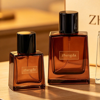 Flacon de parfum de luxe en verre blanc cristallin de 30 ml, 50 ml, 100 ml pour la présentation de marques haut de gamme avec logo, flacon de parfum en verre de luxe