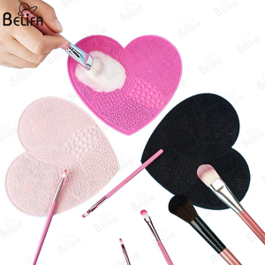 Nuevas ventosas antideslizantes en forma de corazón, almohadilla para cepillo de belleza, alfombrilla de limpieza para cepillo de maquillaje de silicona - Product Image 5