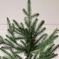 Prix EXW Arbre de Noël Artificiel de Haute Qualité en PE+PVC avec Base de Support et Caractéristiques Personnalisées pour la Décoration Intérieure