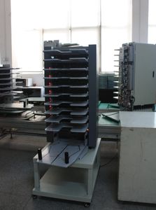 Machine automatique d'empilage de feuilles de papier à calendrier Prix des machines d'empilage 6 10 12 bacs A3 A4 Machine de collecte de livres - Product Image 5