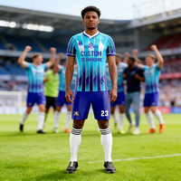 Nouvelle Arrivée 2026 Kits de Football Personnalisés Maillots de Foot Rétro Homme & Femme Ensemble Maillot et Short de Football à Manches Courtes