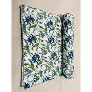 Cubrecama Decorativo de Algodón Kantha con Estampado Artístico y Construcción Ligera, Adecuado para Juegos de Colchas - Product Image 1