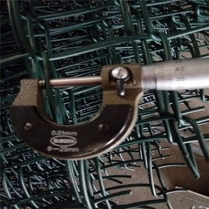 Cerca <span class=keywords><strong>de</strong></span> Alambre Recubierta <span class=keywords><strong>de</strong></span> PVC Verde para Cancha <span class=keywords><strong>de</strong></span> Baloncesto y Área <span class=keywords><strong>de</strong></span> Juegos - Product Image 3