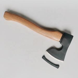 Chiree Tools Scout Hatchet ascia a testa forgiata in acciaio nero con manico in legno con trattamento termico - Product Image 2