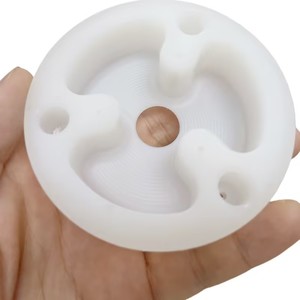บูชอะซีตัล/พีโอเอ็ม เดลริน น้ำหนักเบา ผลิตตามสั่งด้วยเครื่อง CNC บูชพลาสติกไนลอนขนาดเล็ก บูชโพลียูรีเทนสีดำ สีขาวขุ่น - Product Image 1