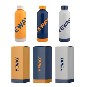 Bottiglia d'acqua Soft Touch rivestita in gomma di nuovo Design <span class=keywords><strong>500</strong></span> <span class=keywords><strong>ml</strong></span> 750 <span class=keywords><strong>ml</strong></span> bottiglia d'acqua termos con isolamento sottovuoto a doppia parete in acciaio inossidabile - Product Image 2