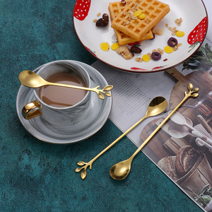 ชุดช้อนส้อมสแตนเลสเคลือบทองหรูหรา, ที่คนกาแฟน้ำผึ้งดีไซน์สร้างสรรค์, ส้อมผลไม้ขนาดเล็กสำหรับของขวัญ - Product Image 3