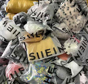 ชุดเดรสฤดูร้อน เสื้อผ้ามือสองสำหรับผู้หญิง เสื้อผ้ามือสองขายส่ง ผู้จำหน่ายเสื้อผ้ามือสอง จัดส่งแบบสุ่ม คละแบบ - Product Image 1