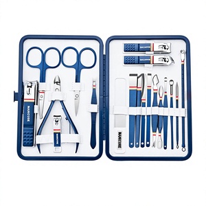 Ensemble de manucure et pédicure portable en acier inoxydable, kit de soin des ongles 6 pièces avec étui pour hommes, femmes, personnes âgées - Product Image 5