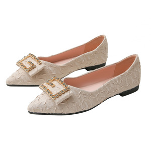 Giày Nữ Bán Chạy Thoáng Khí Đế Mềm 35-45 Cỡ Tùy Chỉnh Giày Đế Bằng Thời Trang Thường Ngày Mới Cho Nữ - Product Image 1